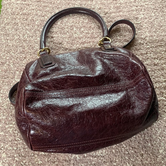 Givenchy Small Pandora Creased Patent Leather Shoulder Bag - Picture 12 of 16